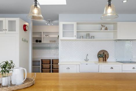 Photo of property in 10 Jennabelle Lane, Halswell, Christchurch, 8025