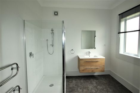 Photo of property in 37 Norfolk Street, Riversdale, 9776