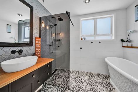 Photo of property in 79 Argyle Street, Hawera, 4610