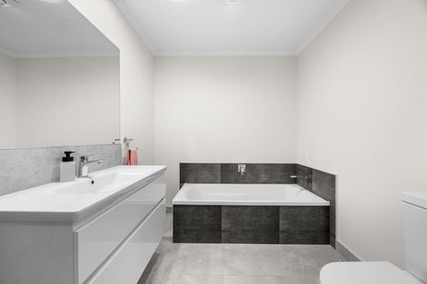 Photo of property in 13 Leebank Crescent, Riverhead, 0820