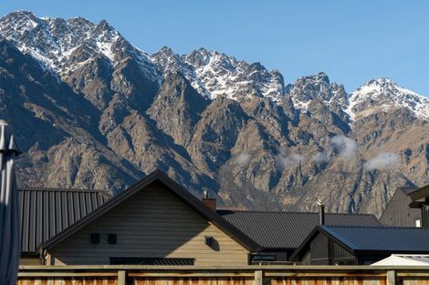 Photo of property in 39 Drysdale Road, Jacks Point, 9371