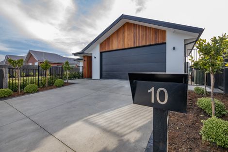 Photo of property in 10 Salisbury Avenue, Rangiora, 7400