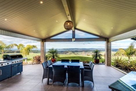 Photo of property in 123 Eskridge Drive, Eskdale, Napier, 4182