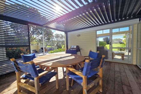Photo of property in 143 The Fairway, Matarangi, Whitianga, 3592