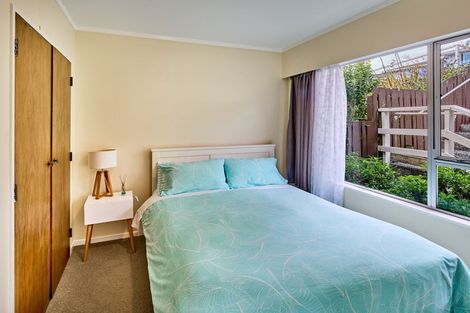 Photo of property in 15b Florio Terrace, Tawa, Wellington, 5028
