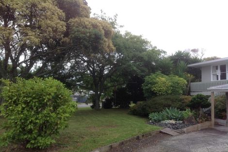 Photo of property in 23 Tamariki Avenue, Kelston, Auckland, 0602