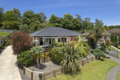 Photo of property in 35 Danny Place, Pyes Pa, Tauranga, 3112