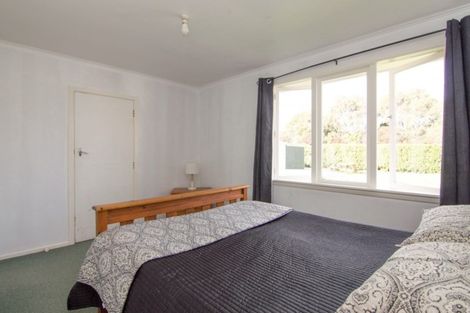 Photo of property in 45 Tararua Terrace, Cloverlea, Palmerston North, 4412