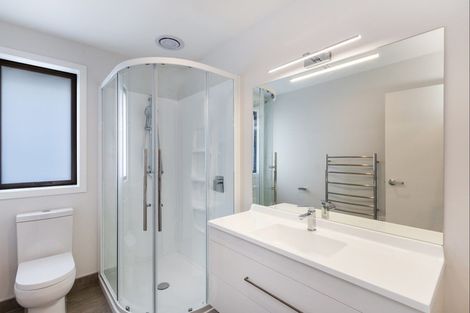 Photo of property in 18 Tawhai Crescent, Wharewaka, Taupo, 3330