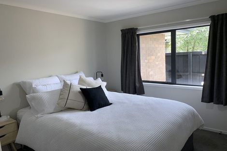 Photo of property in 52 Shillingford Boulevard, Rolleston, 7615