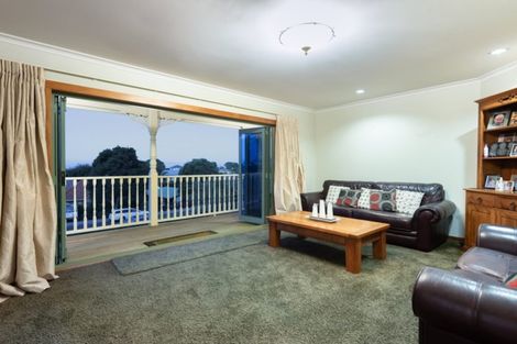 Photo of property in 96 Oceanview Road, Mount Maunganui, 3116