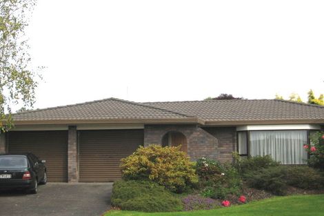 Photo of property in 76 Vintage Drive, Henderson, Auckland, 0612