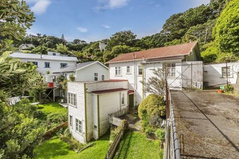 Photo of property in 34 Volga Street, Island Bay, Wellington, 6023