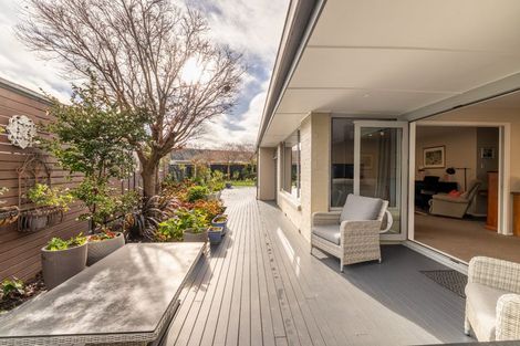 Photo of property in 36 Harrowdale Drive, Avonhead, Christchurch, 8042