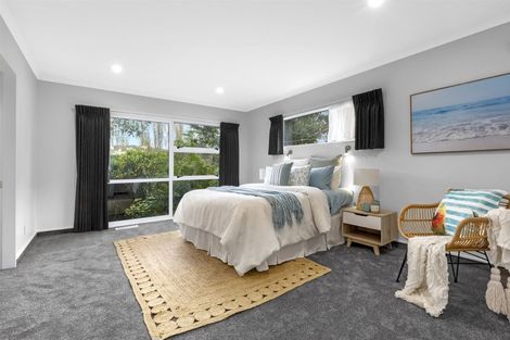 Photo of property in 44 Sailmaker Close, Whitby, Porirua, 5024