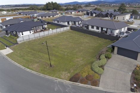 Photo of property in 4 Puketutu Grove, Motueka, 7120