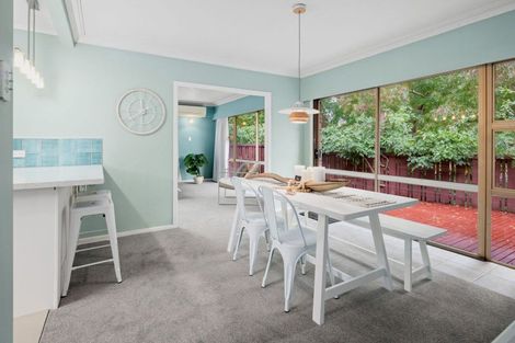 Photo of property in 2 Houchens Road, Glenview, Hamilton, 3206