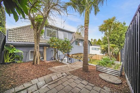 Photo of property in 1/26 Onepoto Road, Hauraki, Auckland, 0622