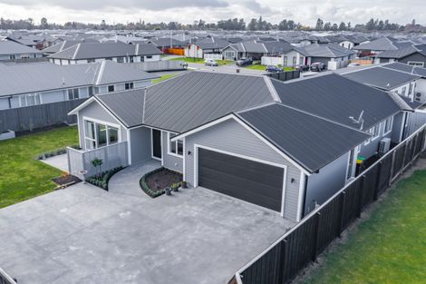 Photo of property in 31 Watkins Drive, Rangiora, 7400