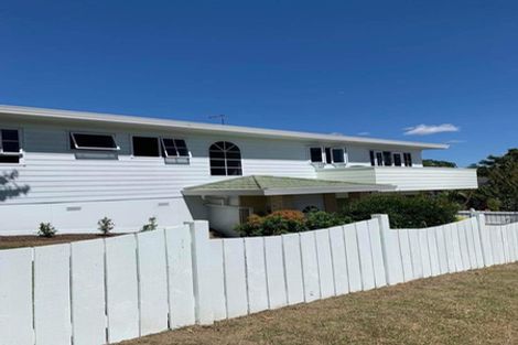 Photo of property in 27 Spargo Road, Massey, Auckland, 0614