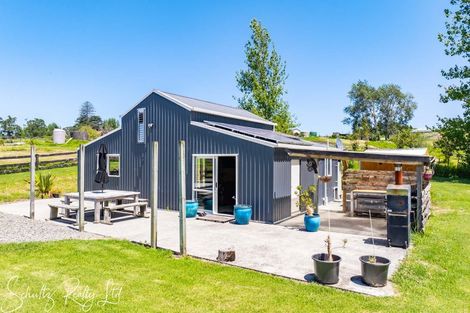 Photo of property in 35 Minnie Casey Rise, Matakohe, 0593