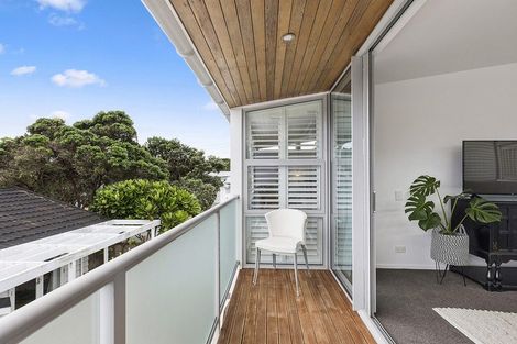 Photo of property in 32 Mantell Street, Seatoun, Wellington, 6022
