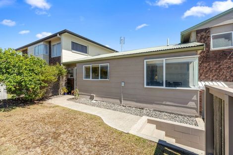 Photo of property in 63 Golf Road, Mount Maunganui, 3116