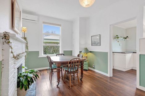 Photo of property in 30 Clare Street, Cambridge, 3434