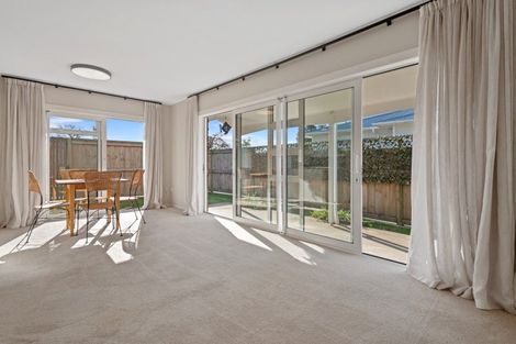 Photo of property in 1/378 Devonport Road, Tauranga South, Tauranga, 3112