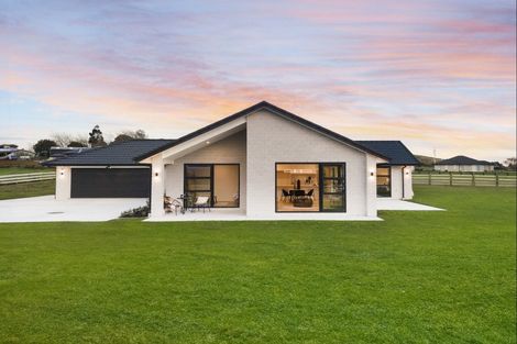 Photo of property in 15 Kaipo Heights Drive, Onewhero, 2697