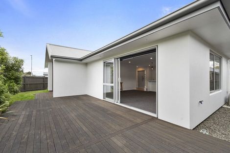 Photo of property in 2 Serenity Crescent, Kelvin Grove, Palmerston North, 4414