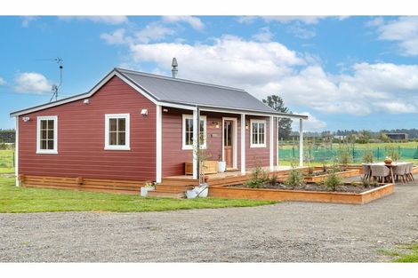 Photo of property in 167 Leslies Road, Cust, Rangiora, 7471