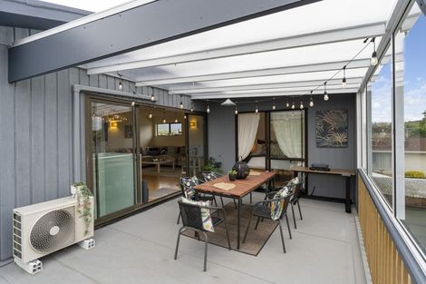 Photo of property in 298 Te Moana Road, Waikanae, 5036