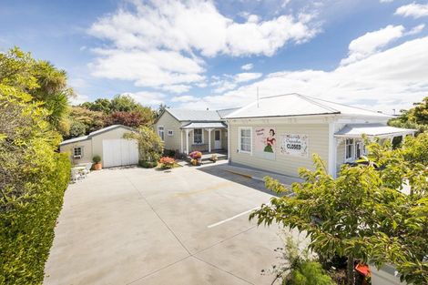 Photo of property in 89 Bridge Street, Bulls, 4818