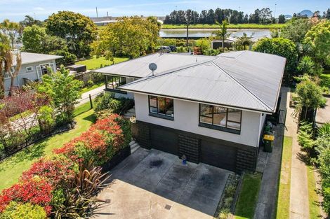 Photo of property in 18 Henderson Street, Whakatane, 3120