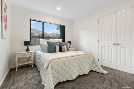 Photo of property in 12 Brittas Place, East Tamaki, Auckland, 2016