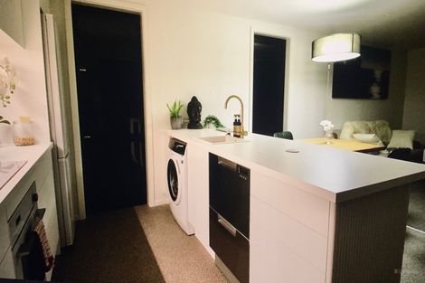 Photo of property in 43 Rhodes Street, Waimate, 7924