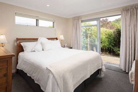 Photo of property in 6a Huia Street, Waikawa, Picton, 7220