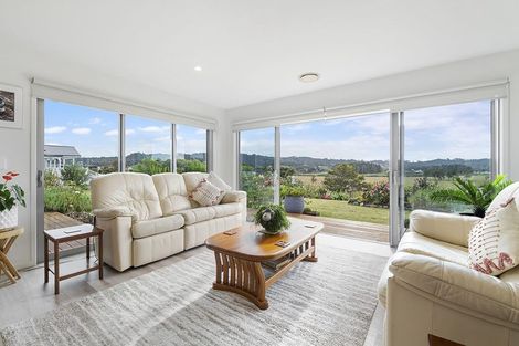 Photo of property in 28 Awatiro Drive, Kaukapakapa, 0871