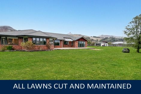 Photo of property in 18 Cooks Lane, Heathcote Valley, Christchurch, 8022