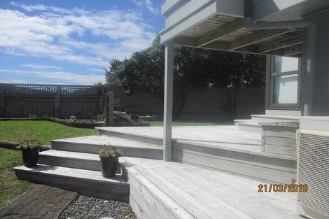 Photo of property in 63 Ngapaki Street, Waikanae Beach, Waikanae, 5036