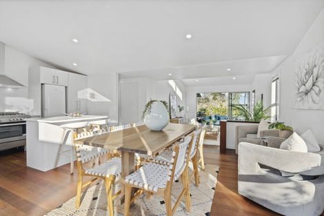 Photo of property in 14a Wellesley Road, Mangere Bridge, Auckland, 2022