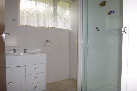 Photo of property in 12b Halyard Place, Whitby, Porirua, 5024
