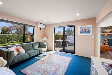 Photo of property in 533 Manutahi Road, Lepperton, New Plymouth, 4373