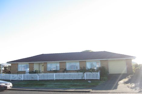 Photo of property in 138a Gloucester Road, Manurewa, Auckland, 2102