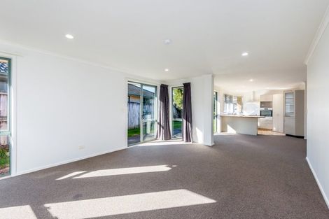 Photo of property in 209 Old Farm Road, Hamilton East, Hamilton, 3216