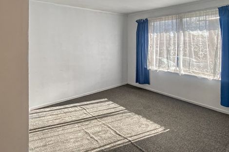 Photo of property in 1/76 Portage Road, New Lynn, Auckland, 0600