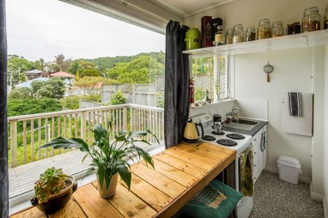 Photo of property in 7 Murray Street, Island Bay, Wellington, 6023