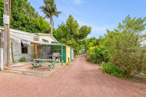 Photo of property in 65 Annett Road, Kumeu, 0891