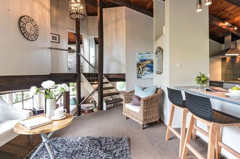 Photo of property in 2/64 Mirrabooka Avenue, Botany Downs, Auckland, 2010